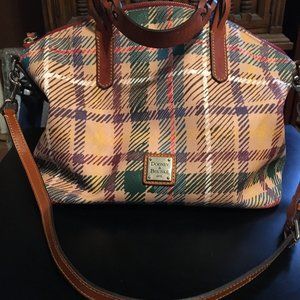 Host Pick👏🎉🎊, DOONEY AND BOURKE  PLAID SATCHEL